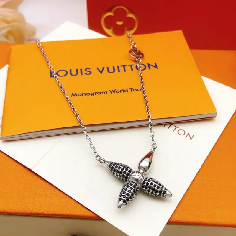 louis vuitton collier s_12533432